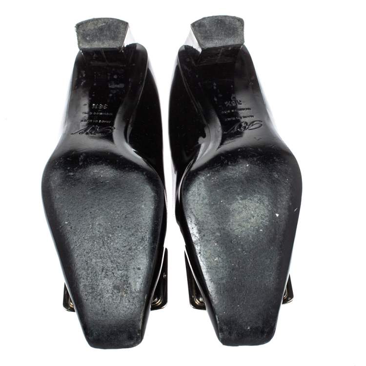 Pre Owned Roger Vivier Black Leather Buckle Detail Pumps Size 36.5