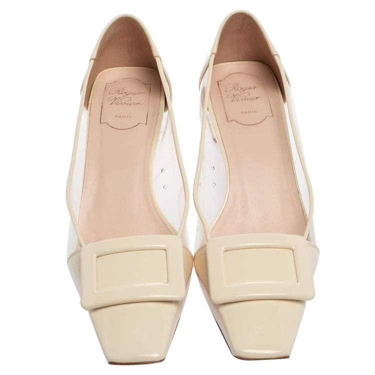 مملوكة مسبقًا Roger Vivier White PVC And Patent Leather Square Toe Pumps Size 39