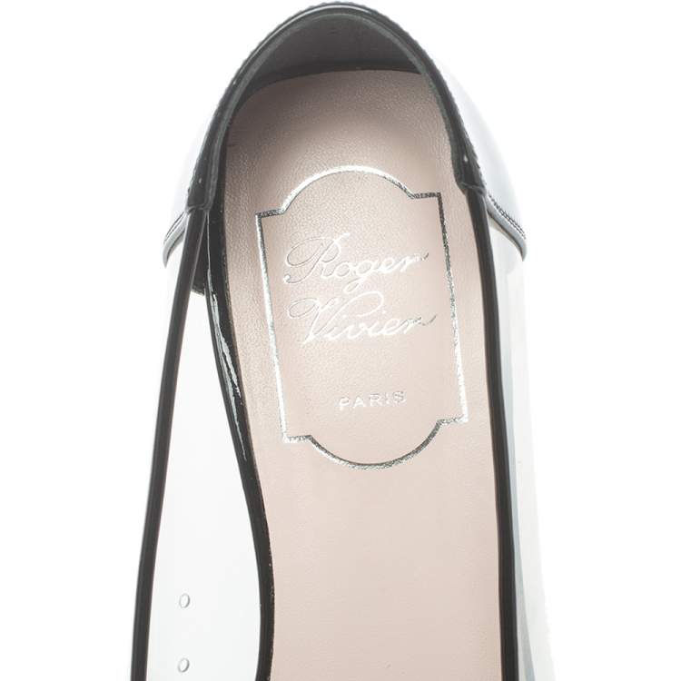 Pre Owned Roger VIvier Black PVC And Patent Leather  Pumps Size 37.5