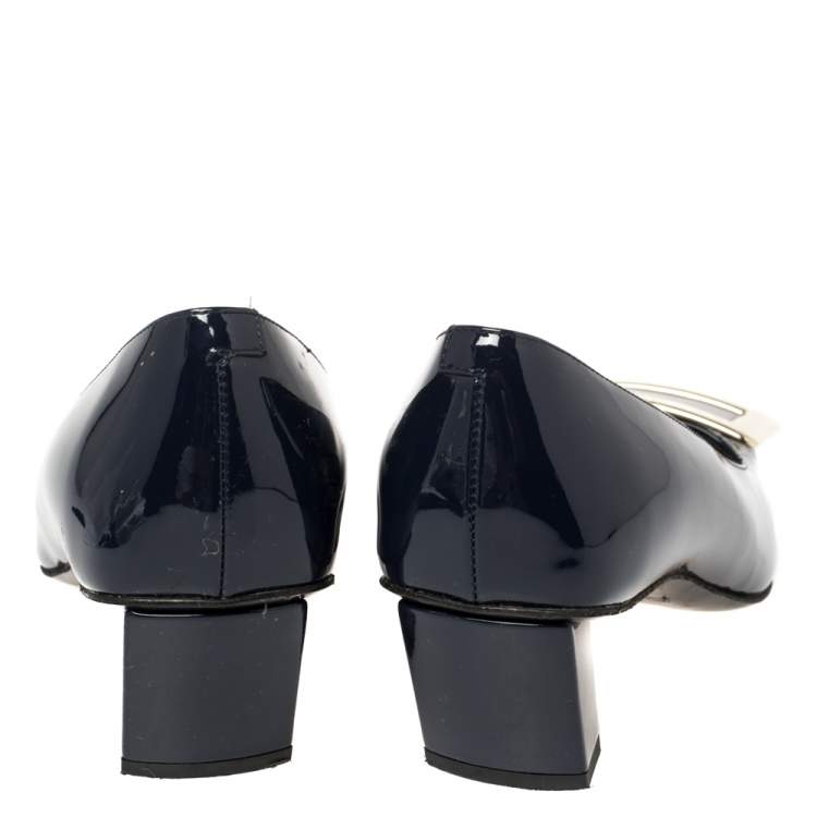 مملوكة مسبقًا Roger Vivier Blue Patent Leather Tres Pumps Size 35