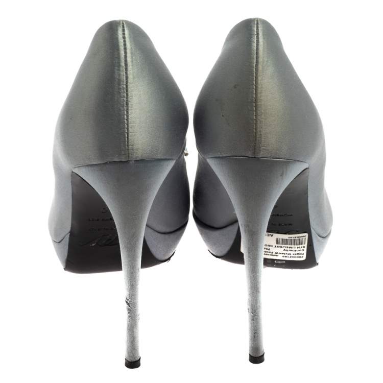 Pre Owned Roger Vivier Grey Satin Limelight Embellished Pumps Size 40