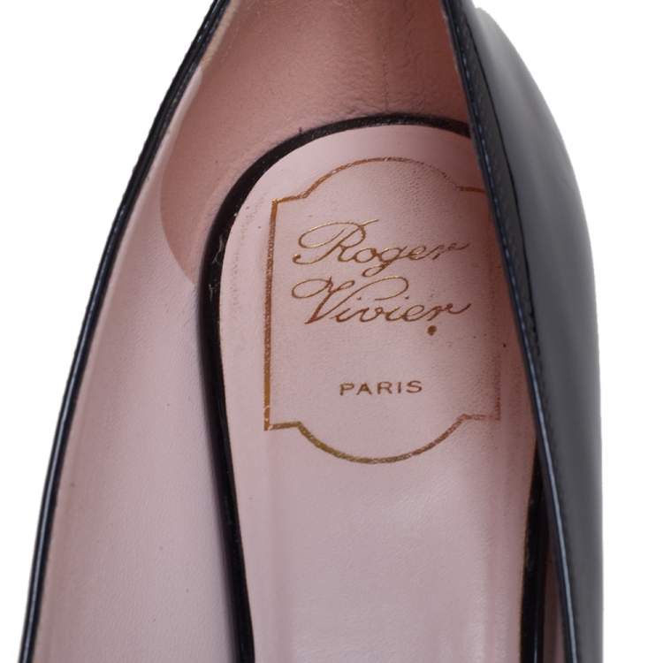 مملوكة مسبقًا Roger Vivier Black Patent Leather Très Vivier Pumps Size 39.5