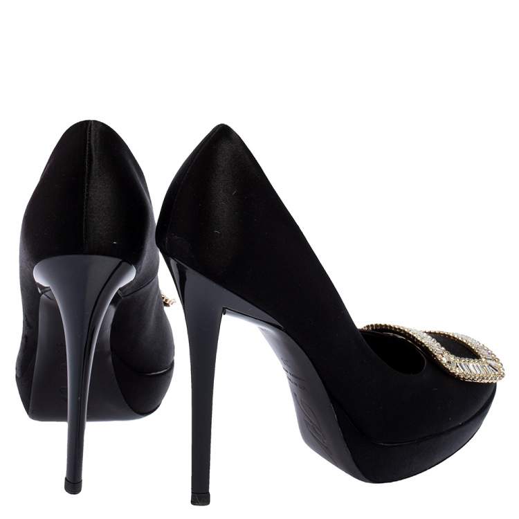 مملوكة مسبقًا Roger Vivier Black Satin Limelight Buckle Embellished Platform Pumps Size 38