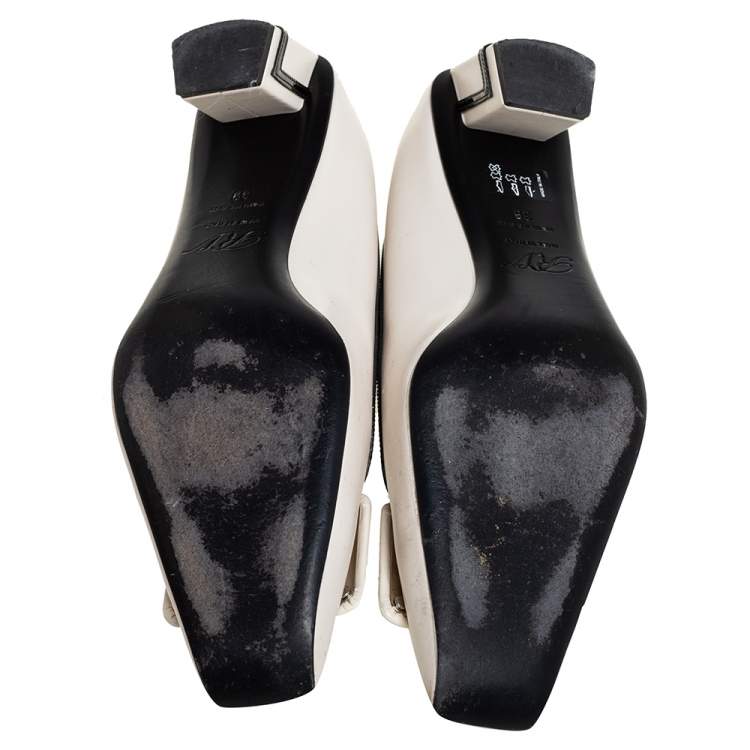 مملوكة مسبقًا Roger Vivier White/Black Patent And Leather Pumps Size 39