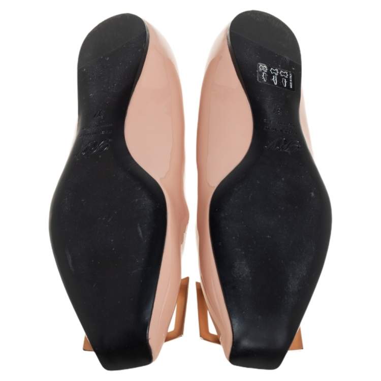 Pre Owned Roger Vivier Beige Patent Leather Trompette Ballet Flats Size 37