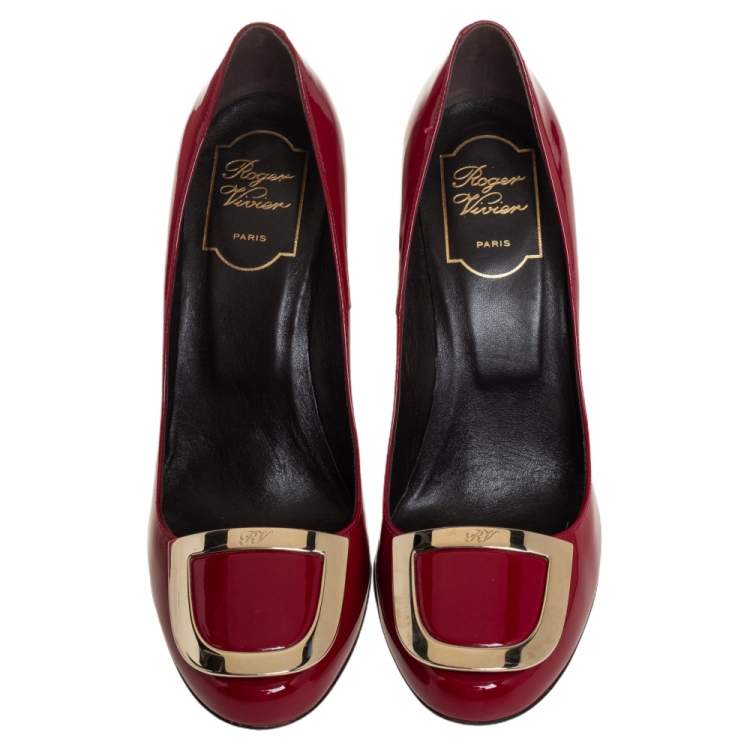 مملوكة مسبقًا Roger Vivier Red Patent Leather Embellished Pumps Size 38