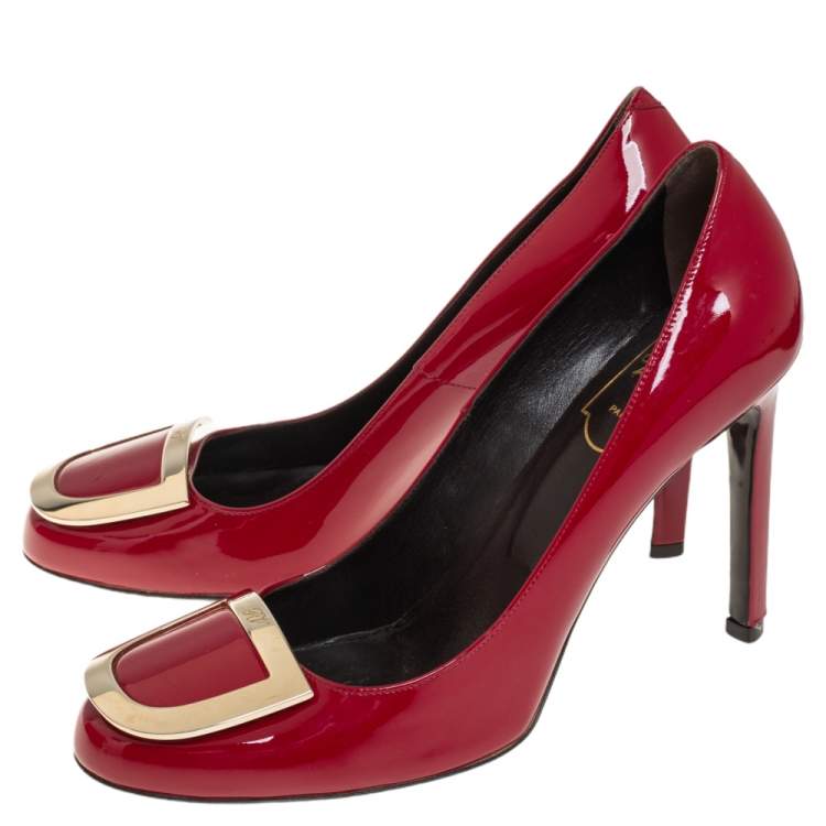 مملوكة مسبقًا Roger Vivier Red Patent Leather Embellished Pumps Size 38