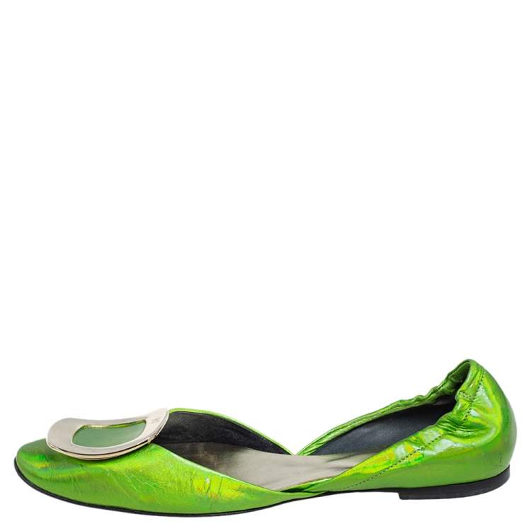Pre Owned Roger Vivier Metallic Green Leather Flats Size 35.5