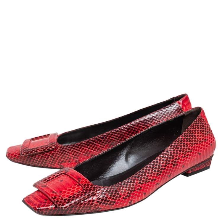 مملوكة مسبقًا Roger Vivier Black/Red Python Ballet Flats Size 35.5