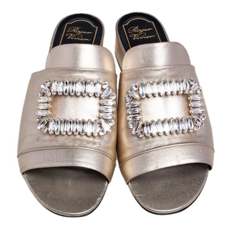 Pre Owned Roger Vivier Gold Leather Crystal Embellished Open Toe Block Heel Slide Sandals Size 39