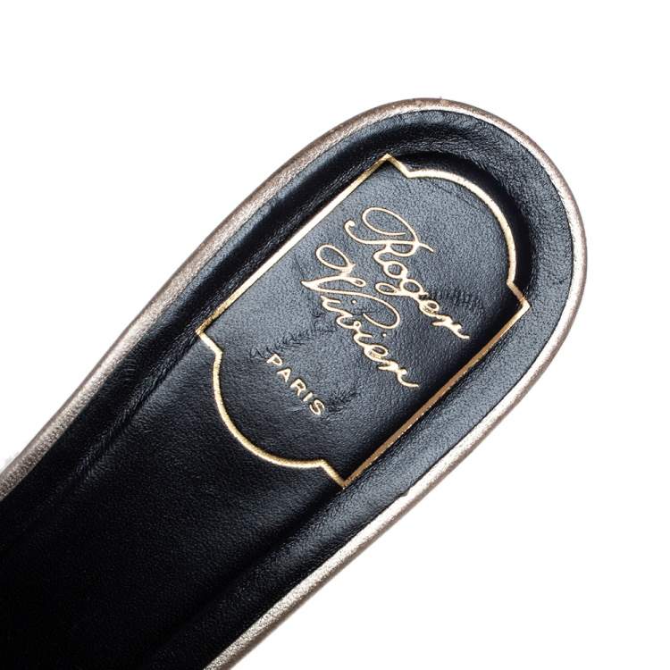Pre Owned Roger Vivier Gold Leather Crystal Embellished Open Toe Block Heel Slide Sandals Size 39