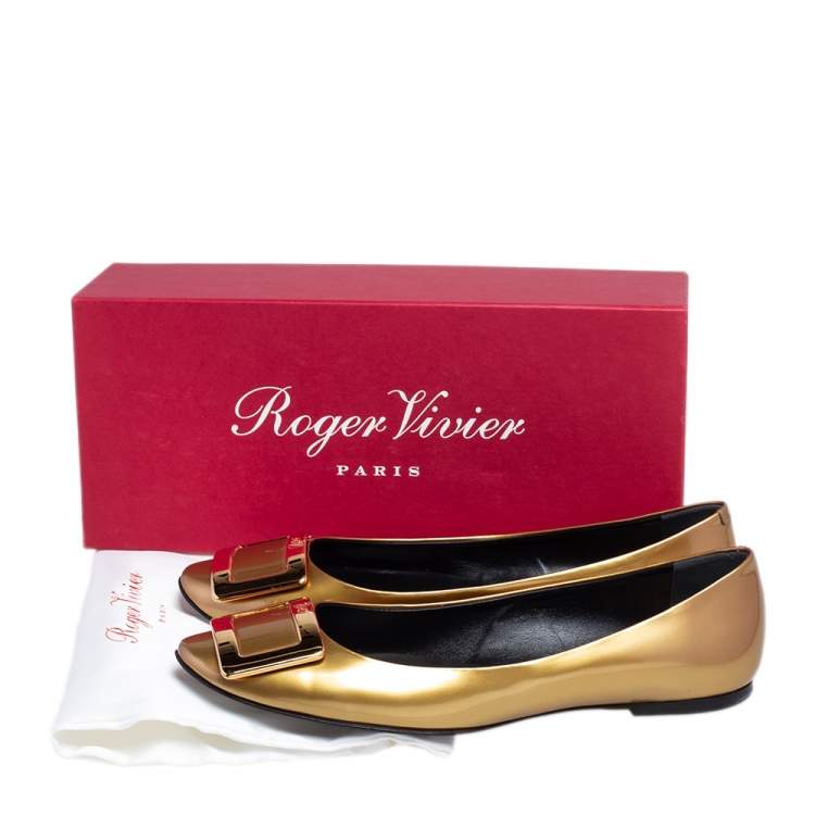 Pre Owned Roger Vivier Gold Patent Leather Trompette Ballet Flats Size 40