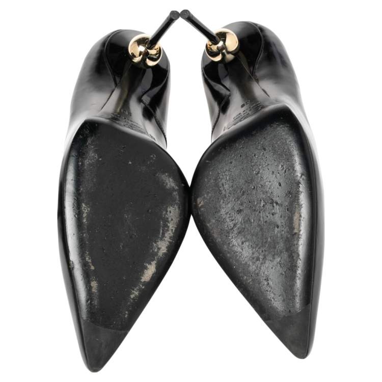 مملوكة مسبقًا Roger Vivier Black Leather Gold Embellished Heel Pumps Size 38