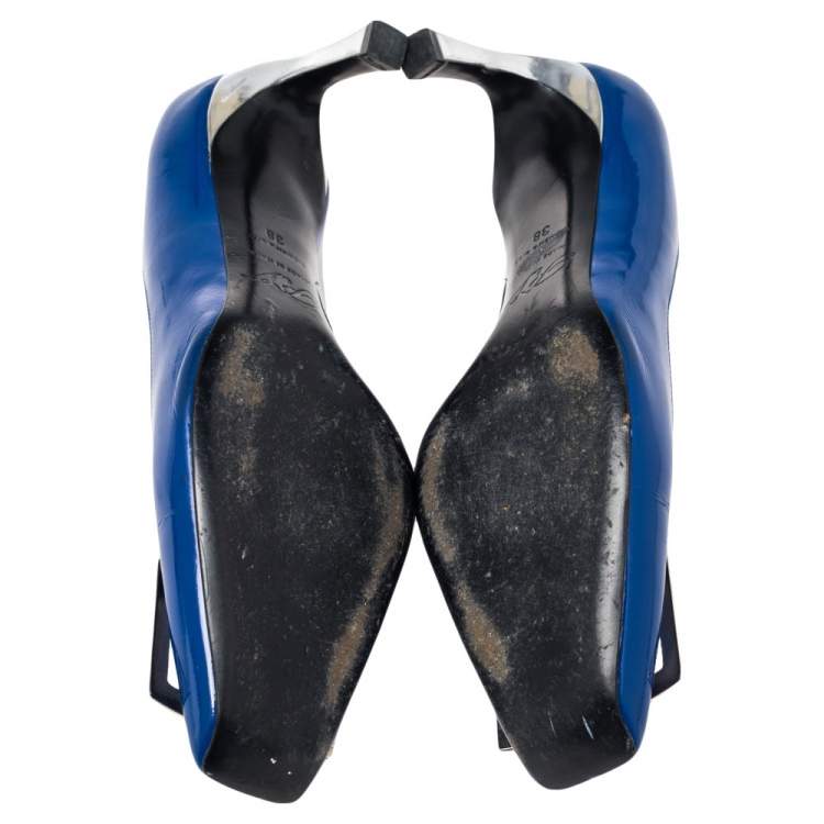 Pre Owned Roger Vivier  Blue Patent Leather Trompette Buckle  Pumps Size 38