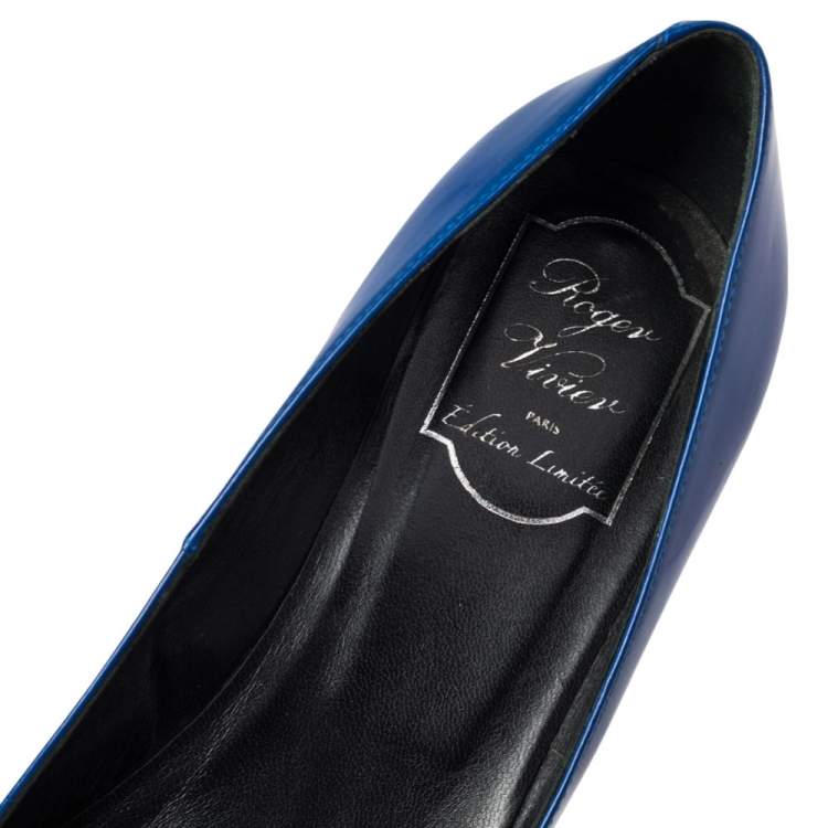 Pre Owned Roger Vivier  Blue Patent Leather Trompette Buckle  Pumps Size 38