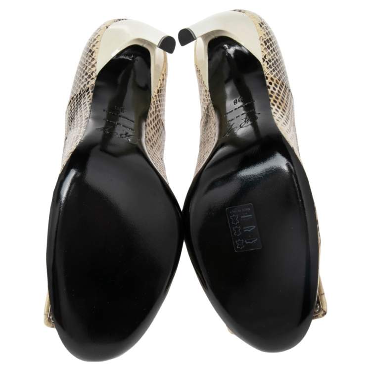 Pre Owned Roger Vivier  Grey/Beige Snakeskin Embossed Leather Pumps Size 38