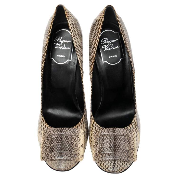 Pre Owned Roger Vivier  Grey/Beige Snakeskin Embossed Leather Pumps Size 38