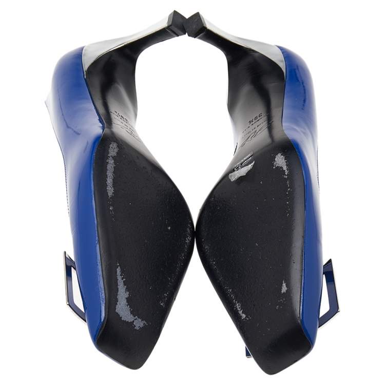 Pre Owned Roger Vivier Limited Edition Blue Patent Leather Trompette Pumps Size 39.5