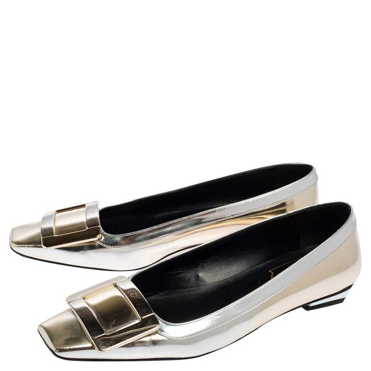 مملوكة مسبقًا Roger Vivier Silver-Gold Leather Buckle Detail Square Cap Toe Ballet Flats Size 36