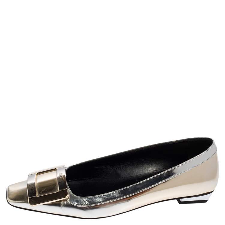 مملوكة مسبقًا Roger Vivier Silver-Gold Leather Buckle Detail Square Cap Toe Ballet Flats Size 36