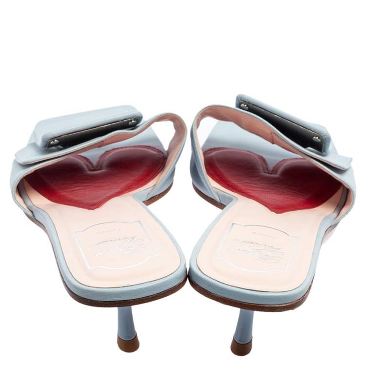 مملوكة مسبقًا Roger Vivier Blue Leather Covered Buckle Mules Size 41