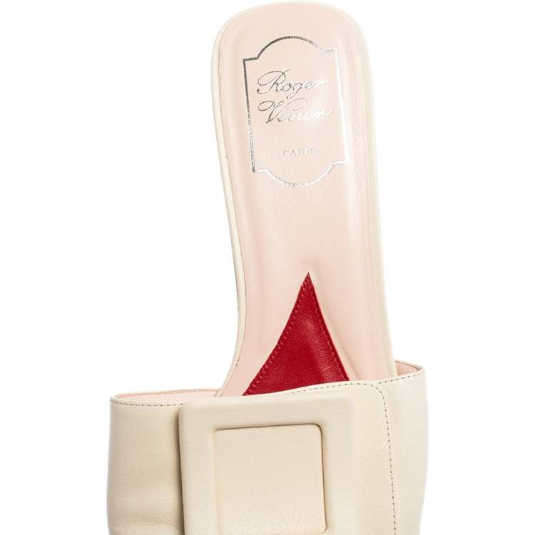 Pre Owned Roger Vivier Cream Leather Covered Buckle Mules Size 41