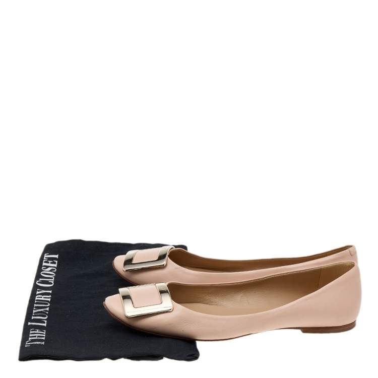 مملوكة مسبقًا Roger Vivier Beige Leather Trompette Ballet Flats Size 38