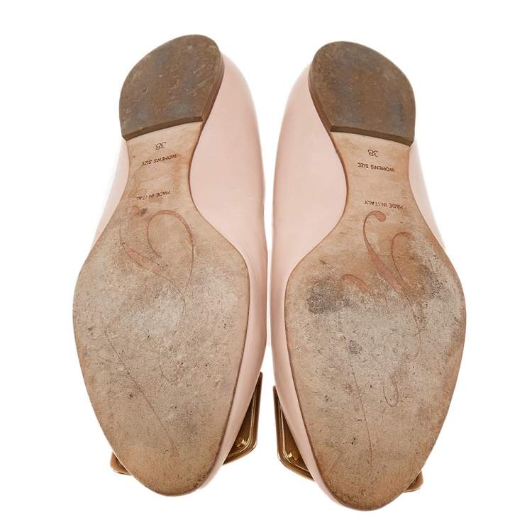 مملوكة مسبقًا Roger Vivier Beige Leather Trompette Ballet Flats Size 38