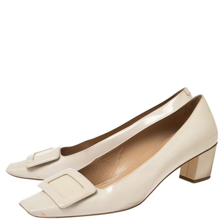 Pre Owned Roger Vivier Cream Patent Leather Belle Pumps Size 38