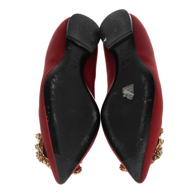 Pre Owned Roger Vivier Red Satin Crystal Embellished Ballet Flats Size 39