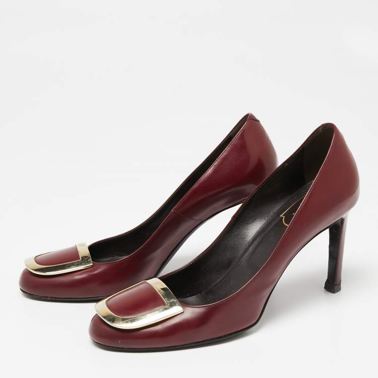 Pre Owned Roger Vivier Burgundy Patent Leather Buckle Round-Toe Pumps Size 38