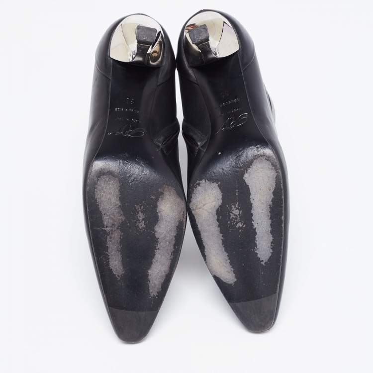 Pre Owned Roger Vivier Black Leather Ankle Booties Size 38