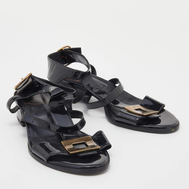 مملوكة مسبقًا Roger Vivier Black Patent Leather Ankle Strap Sandals Size 38.5 