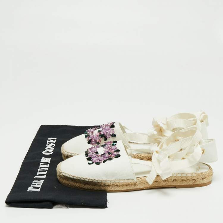 Pre Owned Roger Vivier White Canvas Embellished Lace Up Espadrille Flats Size 38.5