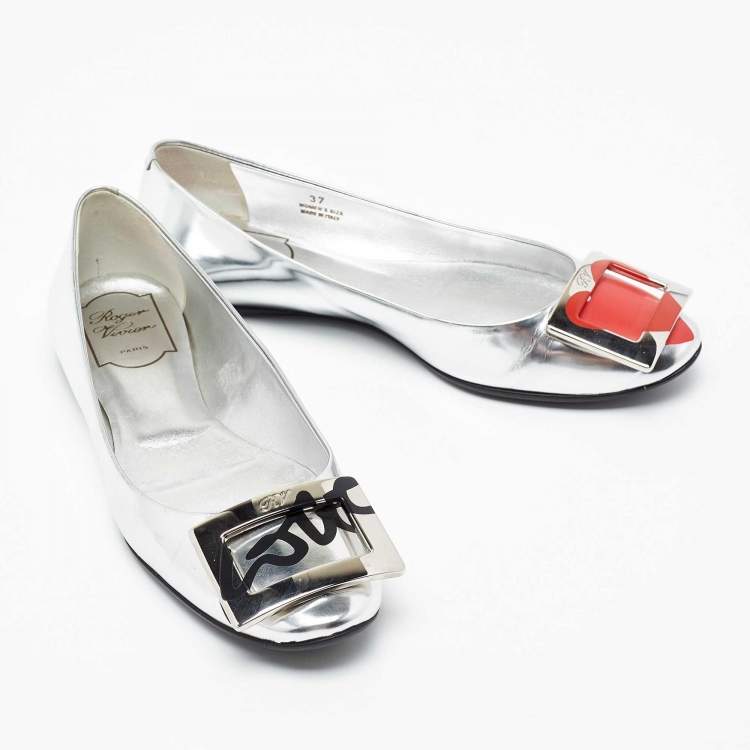 Pre Owned Roger Vivier Silver Leather Gommette Love Ballet Flats Size 37