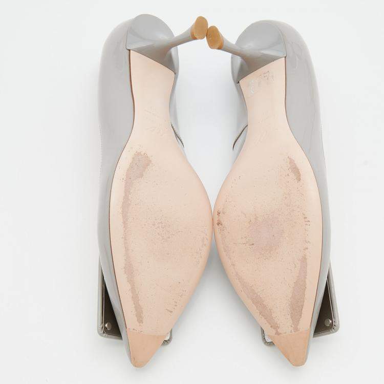 Pre Owned Roger Vivier Grey Patent Leather Viv’ In The City Pumps Size 38