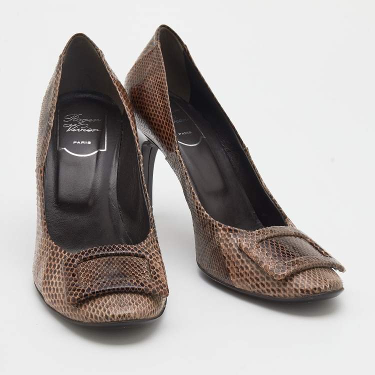 مملوكة مسبقًا Roger Vivier Dark Beige Snakeskin Leather Pumps Size 39