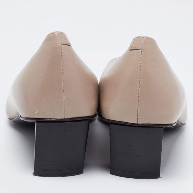 Pre Owned Roger Vivier Taupe Leather Belle Pumps Size 37