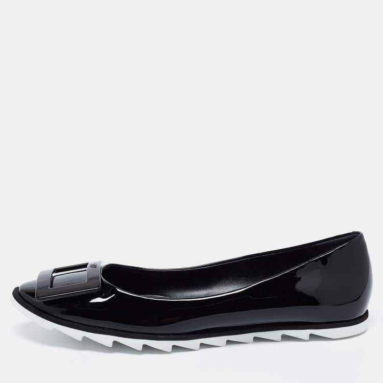 Pre Owned Roger Vivier Black Patent Leather Viv Grommette Ballet Flats Size 38.5