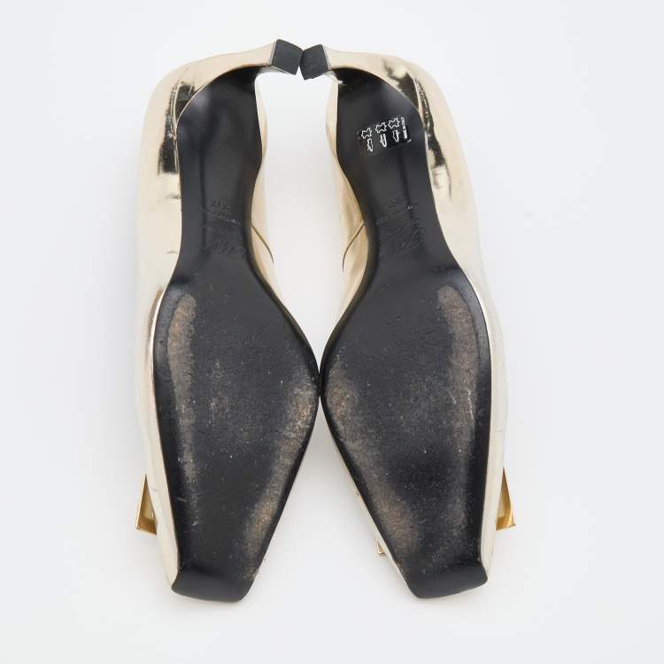 Pre Owned Roger Vivier Gold Leather Belle Vivier Trompette Pumps Size 39.5