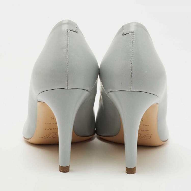 Pre Owned Roger Vivier Grey Leather Trompette Pumps Size 35.5