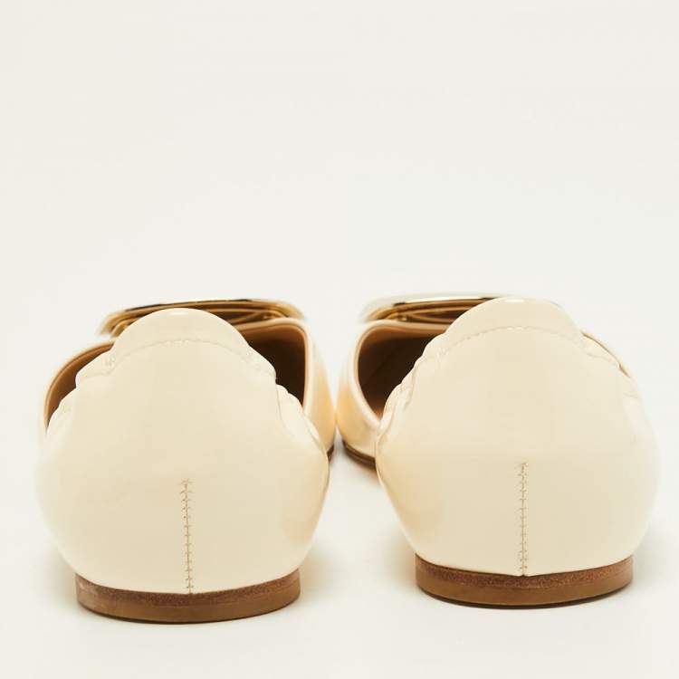 Pre Owned Roger Vivier Cream Patent Leather D'orsay Ballet Flats Size 38