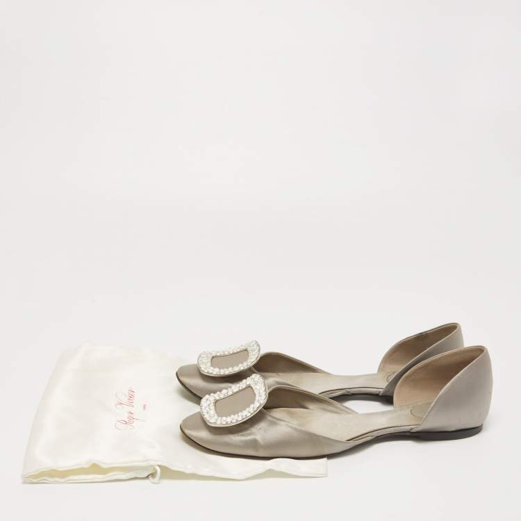 Pre Owned Roger Vivier Grey Satin Crystal Embellished Chips D'orsay Flats Size 38