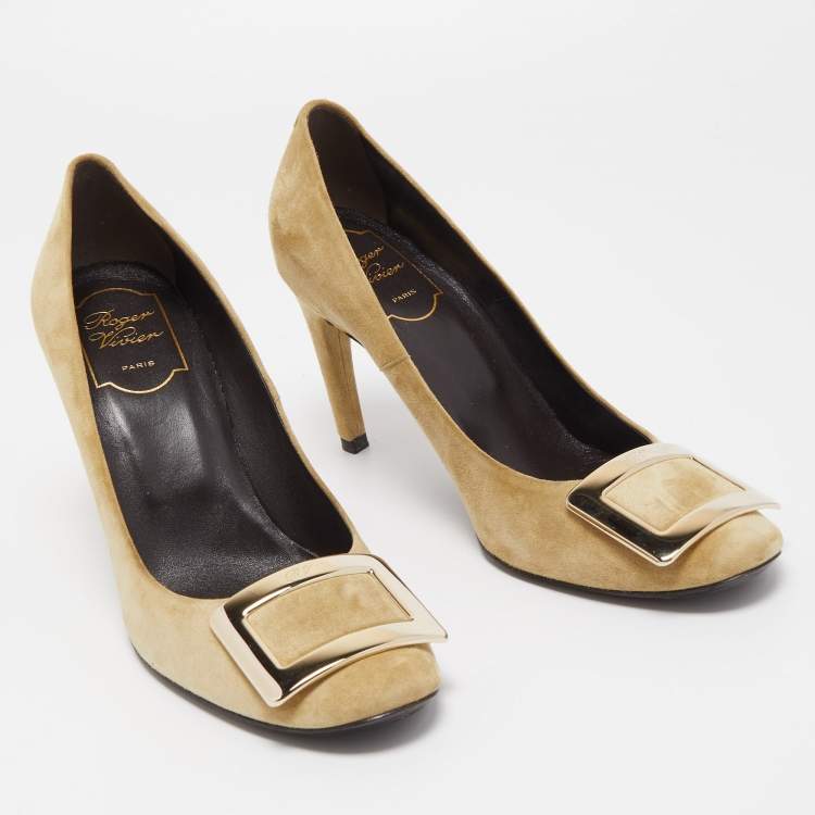 Pre Owned Roger Vivier  Green Suede Belle Pumps Size 38.5