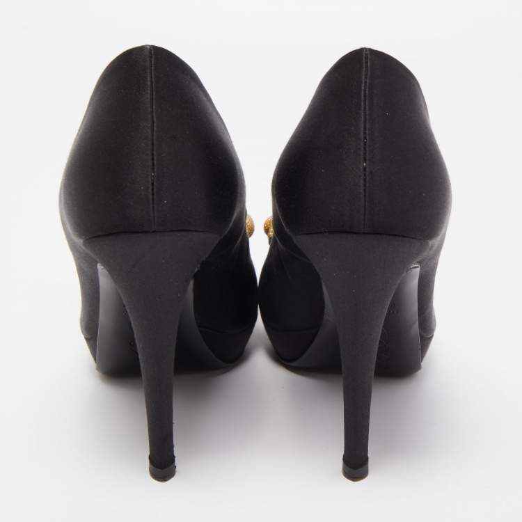 Pre Owned Roger Vivier Black Satin Buckle Platform Pumps Size 39.5