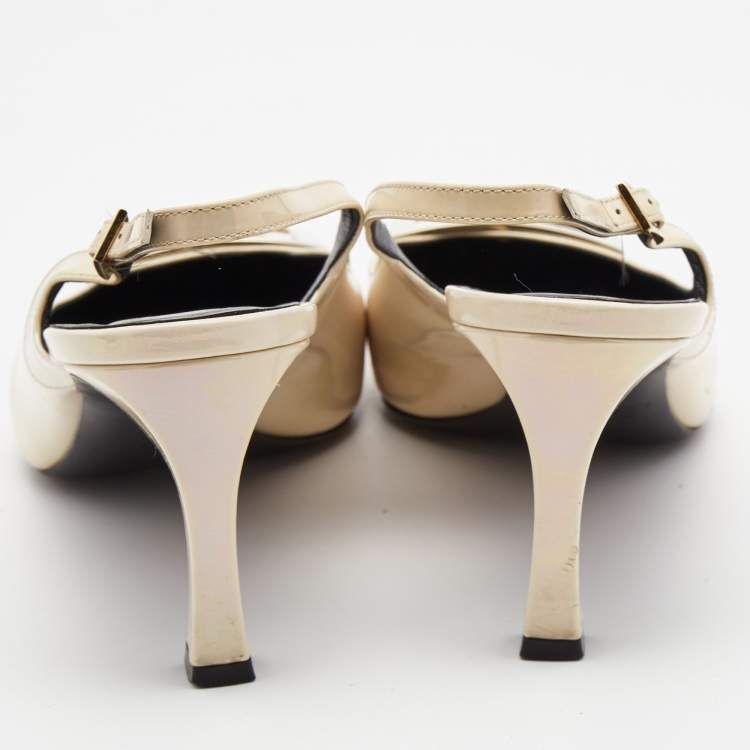Pre Owned Roger Vivier Cream Patent Leather Belle Vivier Slingback Pumps Size 39.5