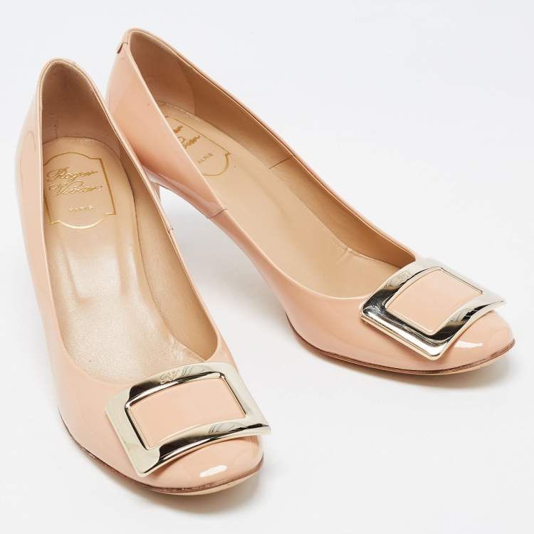Pre Owned Roger Vivier Beige Patent Leather Trompette Pumps Size 39