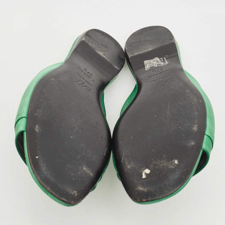 Pre Owned Roger Vivier Green Satin Tiffany Flat Slides Size 37.5