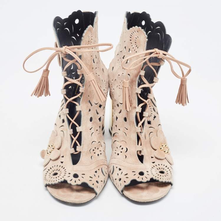 Pre Owned Roger Vivier Beige Suede Laser Cut Embellished Block Heel Ankle Booties Size 39