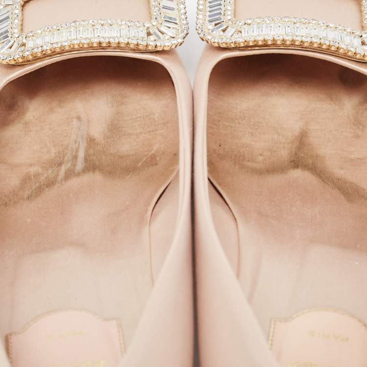 Pre Owned Roger Vivier Beige Satin Crystal Embellished Pointed Toe Pumps Size 37.5